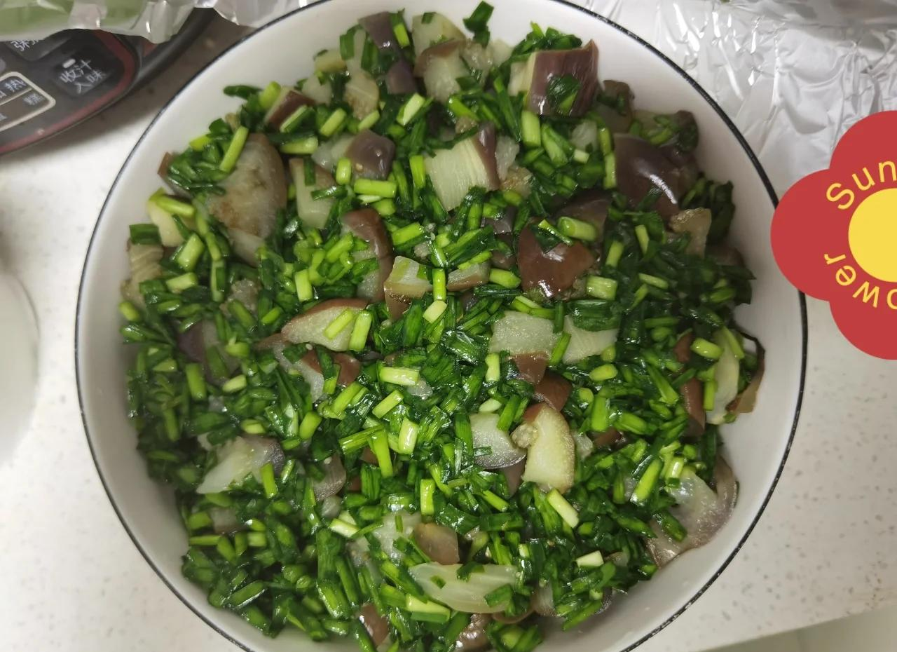 掩韭菜怎么做好吃(韭菜怎么腌好吃法大全)